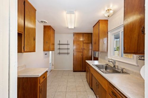 7965 Garfield St, Riverside CA  92504-3034 exterior