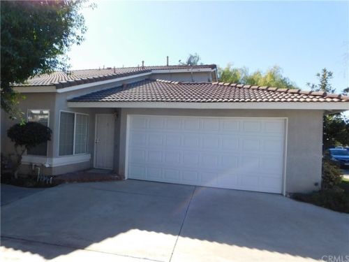 19172 Broken Bow Dr, Riverside, CA 92508-6008
