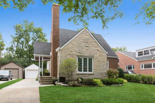 6717 Lightfoot Ave, Chicago, IL 60646-1408