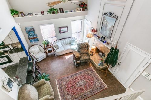 1446 Homestead Ln, Carrollton TX 75007-2991 exterior