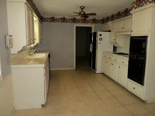 4317 Ridglea Country Club Dr, Fort Worth TX  76126-2225 exterior