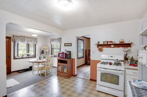 285 Chelsea St, Saint Paul MN  55115-2080 exterior