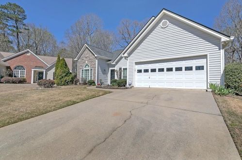 5723 Harthorn Park Pl, Buford, GA 30518-7929