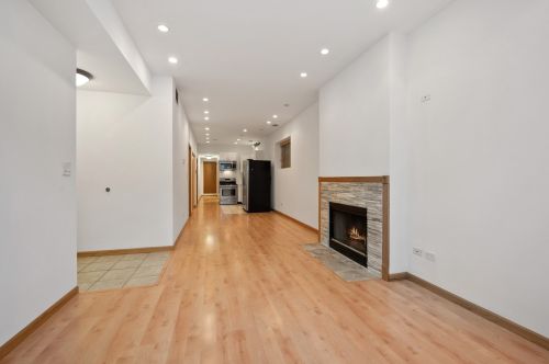 1822 Ellen St, Chicago, IL 60622-7818