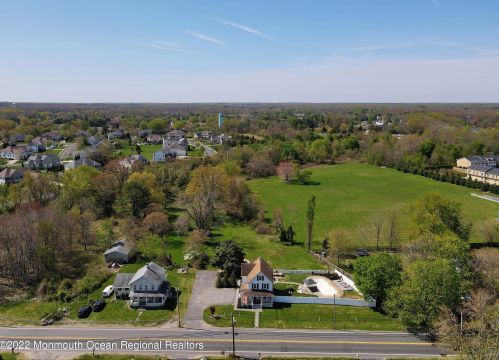 905 Adelphia Rd, East Freehold, NJ 07728-8890