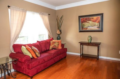 3550 Hamlin Sq, Atlanta GA  30331-7960 exterior
