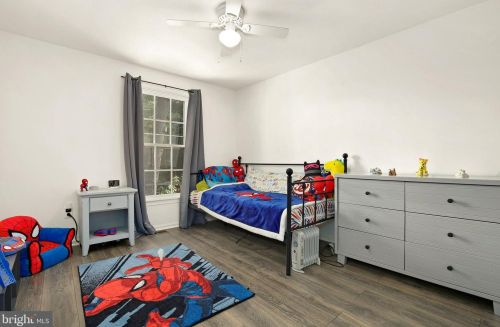 1812 Tufa Ter, Silver Spring MD 20904-5352 exterior