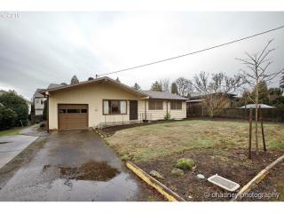 235 133rd Ave, Portland, OR 97233-1805