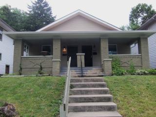 553 Oakland Ave, Indianapolis IN  46201-2434 exterior