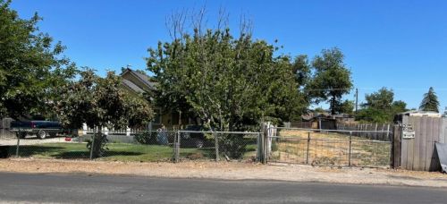 908 Seybold Ave, Modesto, CA 95351-2559