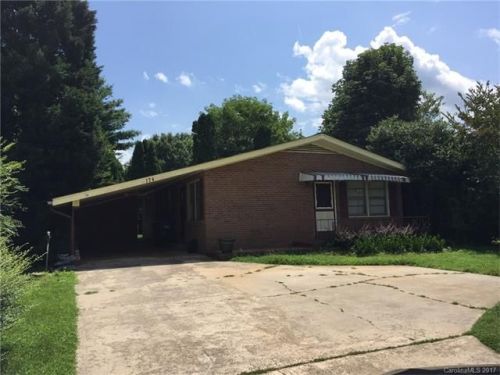 174 Main St, Bells Cross Roads, NC 28166-9636
