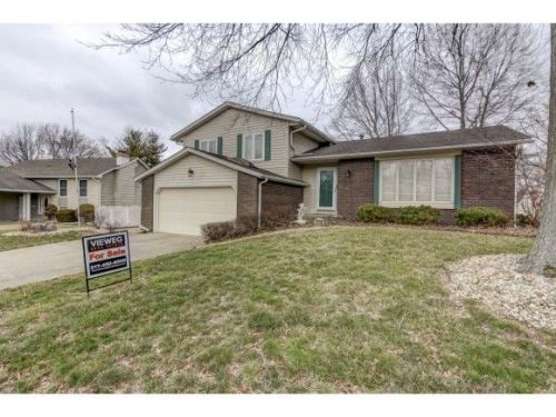 2356 Longwood Dr, Decatur, IL 62526-3071