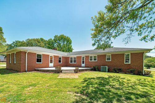 15 Highland Blvd, Stockbridge, GA 30281-4654