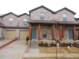 2204 Abbey Ln, Mesquite TX  75181-5103 exterior