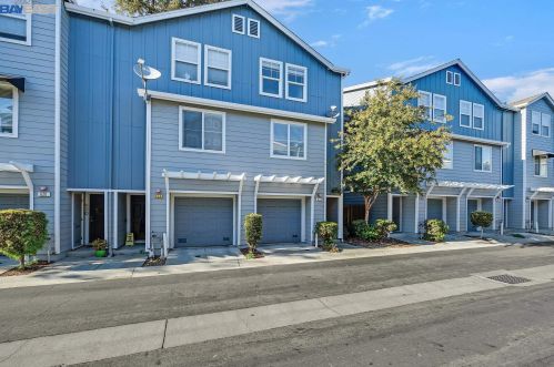 628 Grand Ter, Hayward, CA 94541-6530