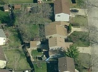 133 Glen Lake Dr, Lemont IL  60440-1682 exterior