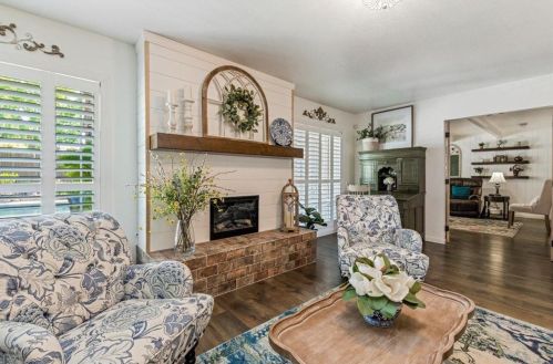 8712 Lodestone Cir, Elk Grove CA  95624-2520 exterior