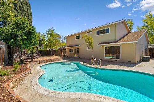 6702 San Anselmo Way, San Jose, CA 95119-1744