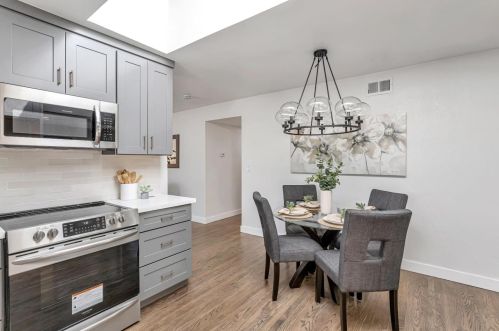 387 Smithwood St, Milpitas CA  95035-4126 exterior