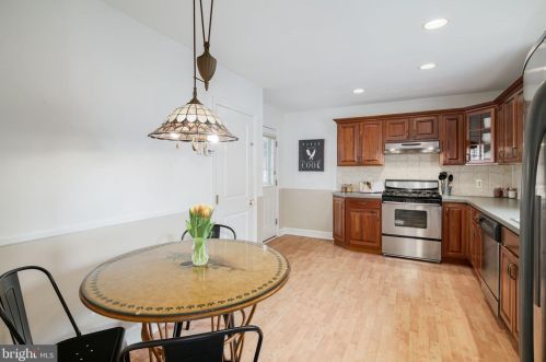 762 Mount Vernon Ave, Tavistock NJ  08033-2817 exterior