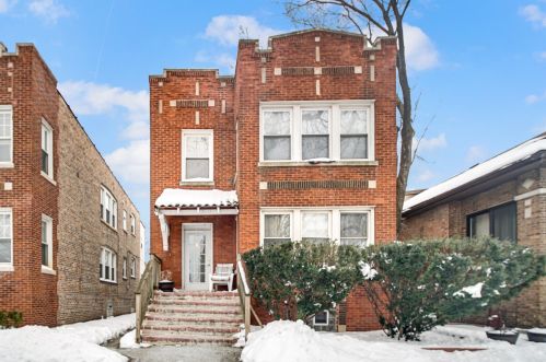 7633 Cornell Ave, Chicago, IL 60649-4019