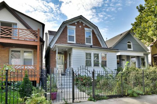 3515 Pierce Ave, Chicago, IL 60651-2212