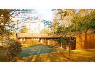 157 Thoreau Dr, Huntington, CT 06484-1637