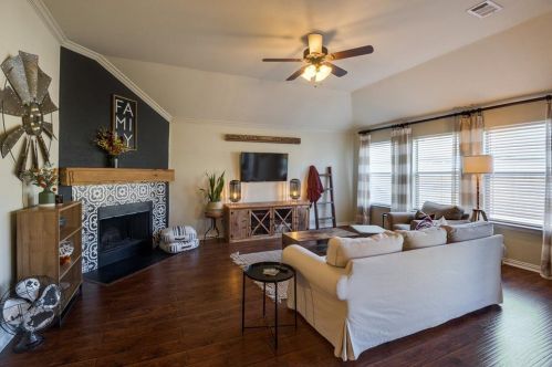 217 Rawhide St, Waxahachie, TX 75165-8793