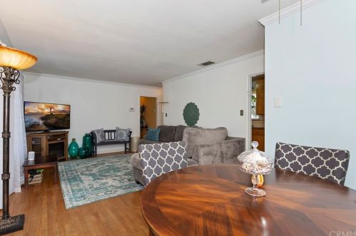 3656 Harding St, Riverside CA  92506-2621 exterior