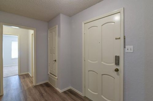 1306 Brookfield Ln, Midlothian TX  76063-2520 exterior