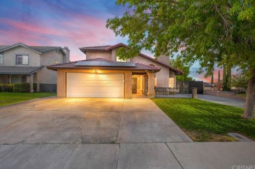 3021 Avenue, Lancaster, CA