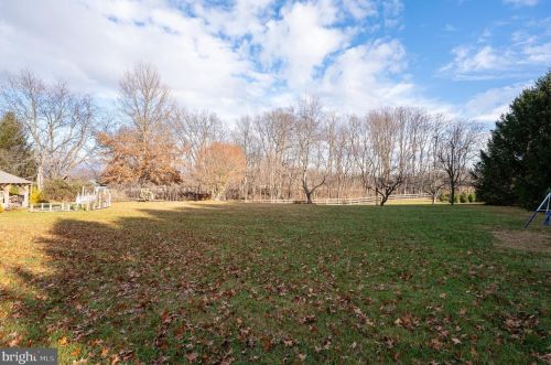 874 Pheasant Hill Rd, Summit Point WV  25446-3634 exterior