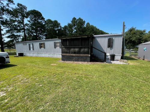 1143 Mabe Dr, St Paul, SC 29148-7796