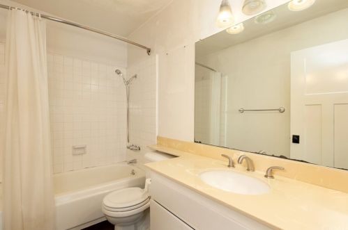 5921 Avenida Arbol, Anaheim CA  92807-3220 exterior