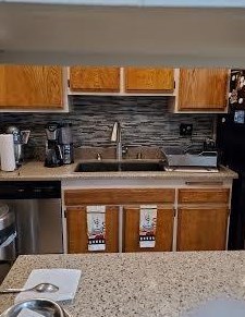 20256 Arrow Hwy, Covina, CA 91724-1158