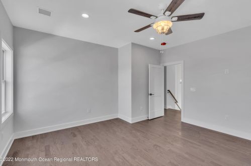 19 Sturgis Rd, Lavallette NJ 08735-2843 exterior