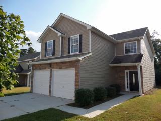 4262 Winston Cir, Atlanta GA  30349-2715 exterior