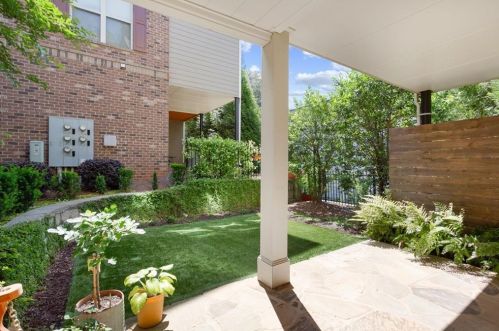 3261 Ferncliff Ln, Atlanta GA  30324-2569 exterior
