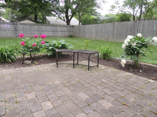 1305 Wood St, Valpo IN 46383-5140 exterior