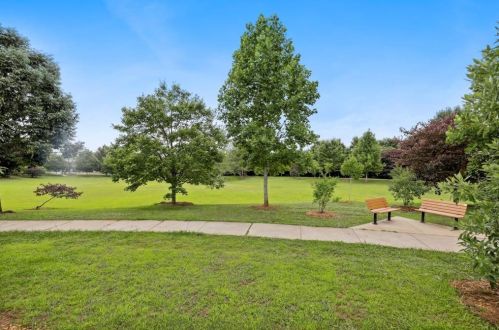 3619 Brookleigh Ln, Atlanta GA  30319-2206 exterior