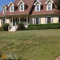 24 Pine Ct, Carrollton, GA 30117-8896