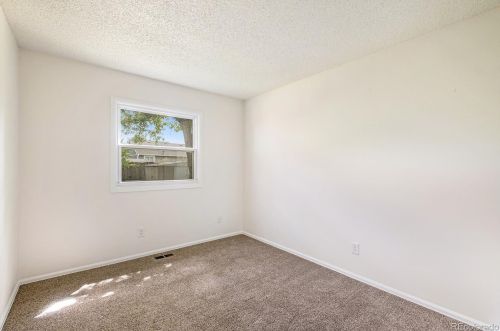 2850 Bridalwreath Pl, Loveland CO 80537-6019 exterior