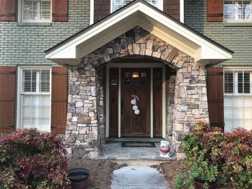 2707 Hawthorne Dr, Atlanta, GA 30345-1329
