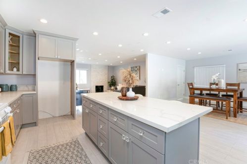 3521 Encinal Ave, Glendale CA 91214-2415 exterior