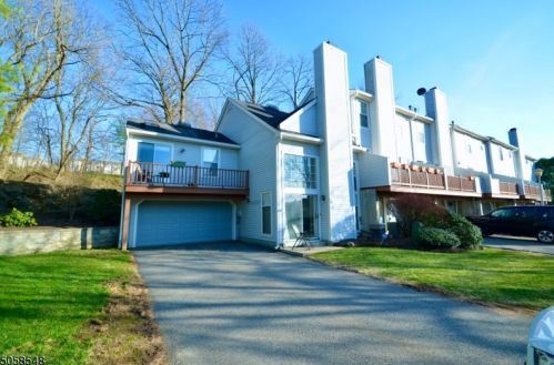 20 Green Heron Dr, Hackettstown NJ  07840-3300 exterior