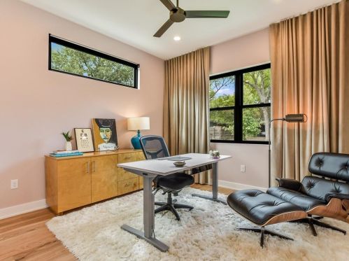 6001 Eureka Dr, Austin TX  78745-2962 exterior