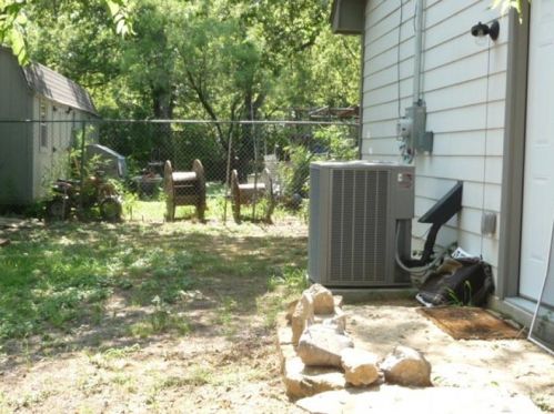 109 Fogg St, Fort Worth TX  76110-6216 exterior