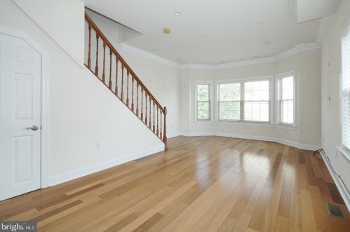 916 30th St, Philadelphia PA  19130-1136 exterior