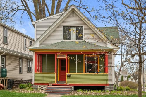143 Bates Ave, Saint Paul MN  55106-6328 exterior