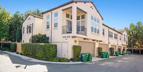 210 Kempton, Irvine CA  92620-2154 exterior